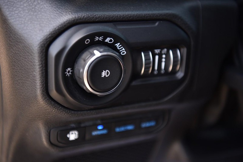 Jeep Wrangler 4xe Vehicle Image 10
