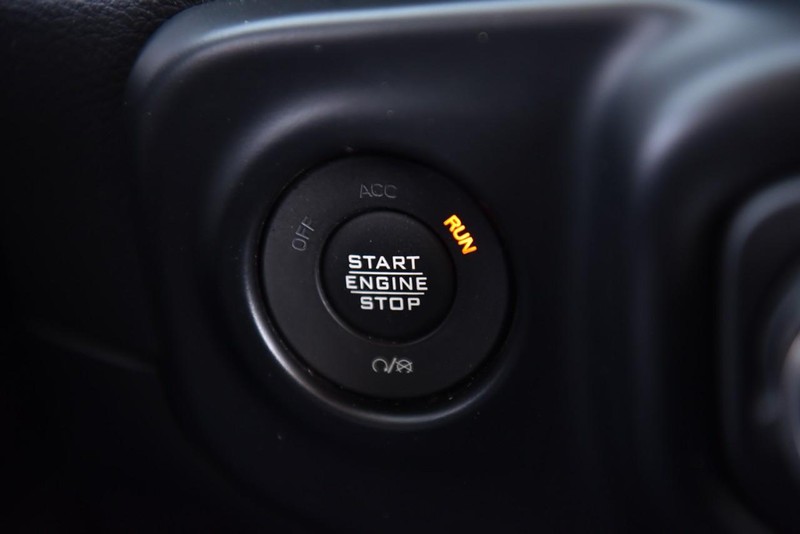 Jeep Wrangler 4xe Vehicle Image 18
