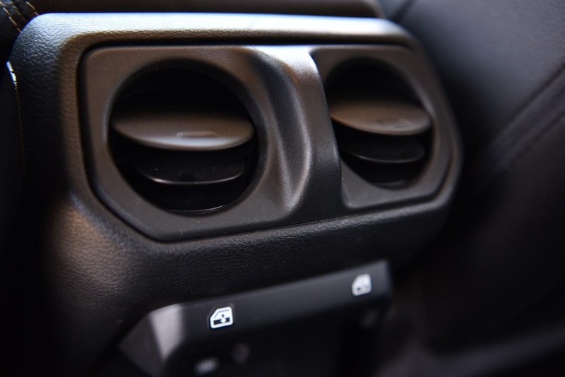 Jeep Wrangler 4xe Vehicle Image 23
