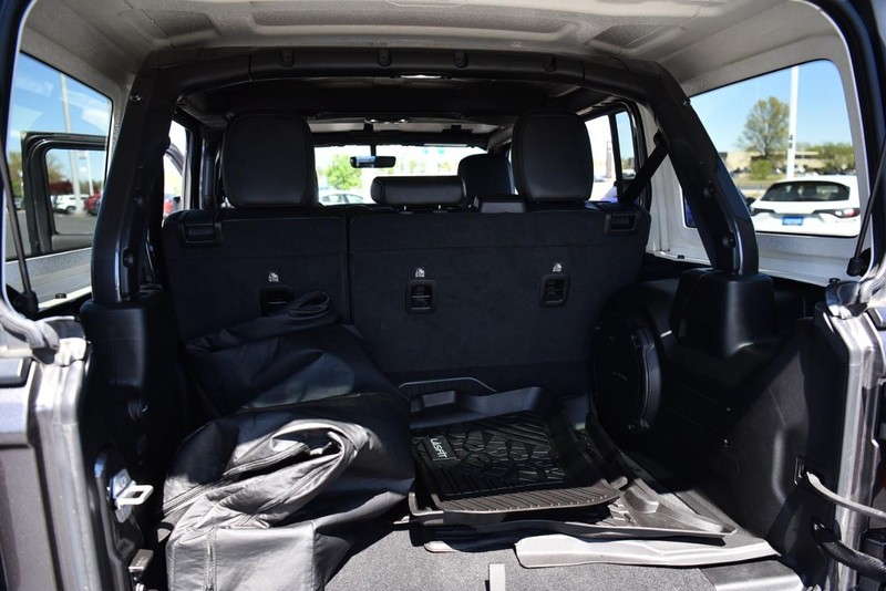 Jeep Wrangler 4xe Vehicle Image 25