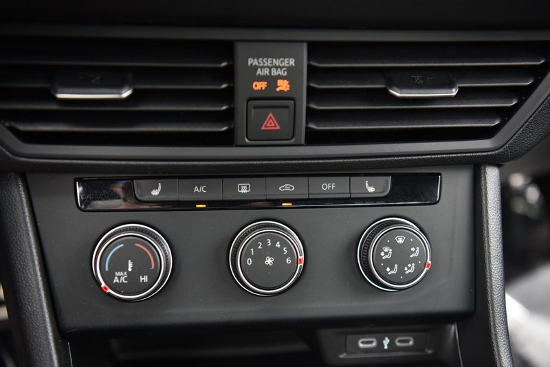 Volkswagen Jetta Vehicle Image 15