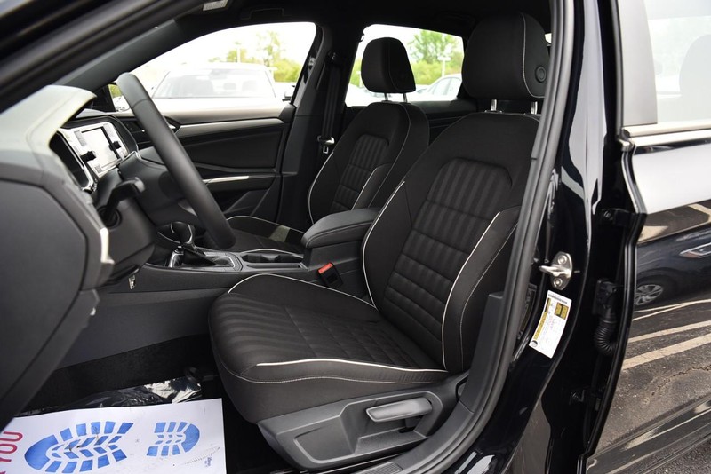 Volkswagen Jetta Vehicle Image 19