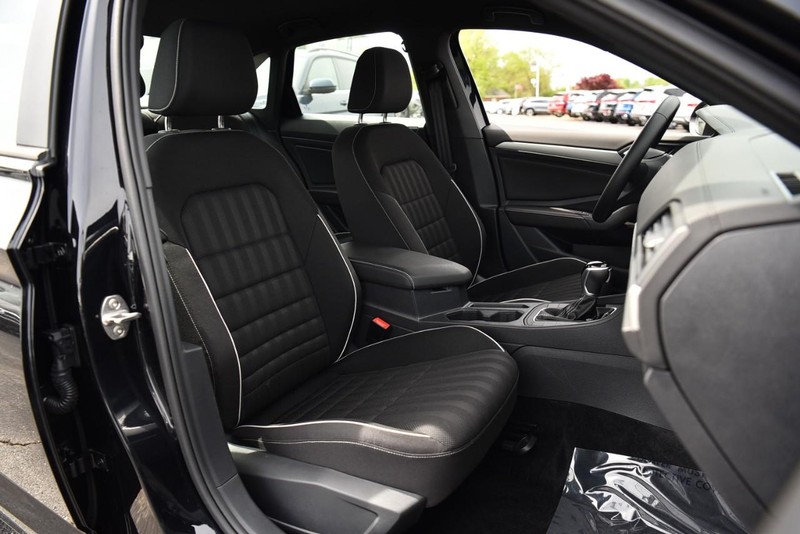 Volkswagen Jetta Vehicle Image 20