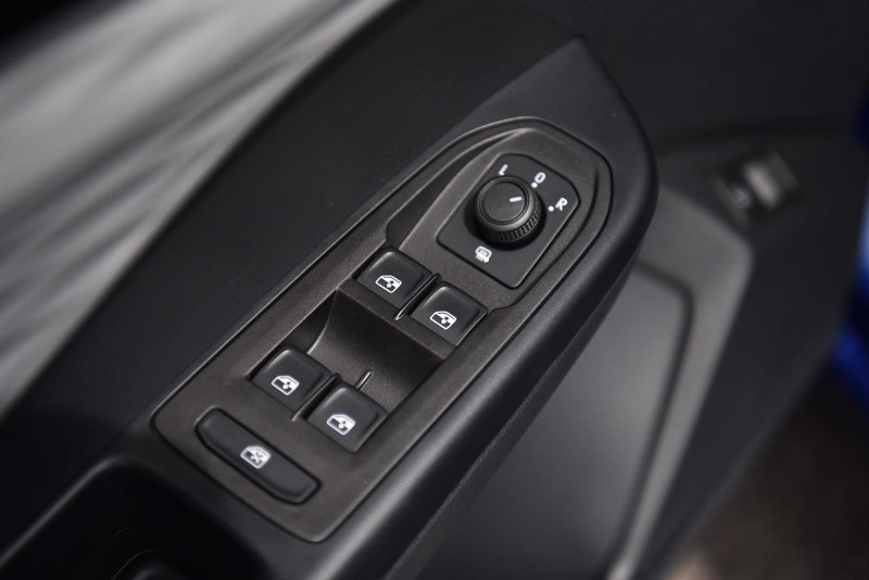 Volkswagen Taos Vehicle Image 08