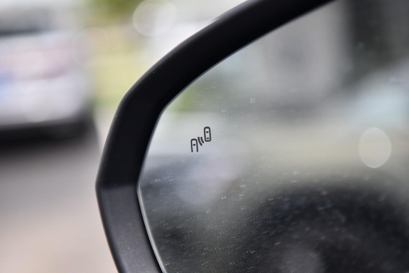 Volkswagen Taos Vehicle Image 10
