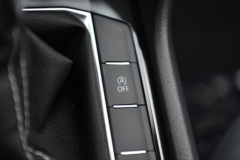 Volkswagen Taos Vehicle Image 19