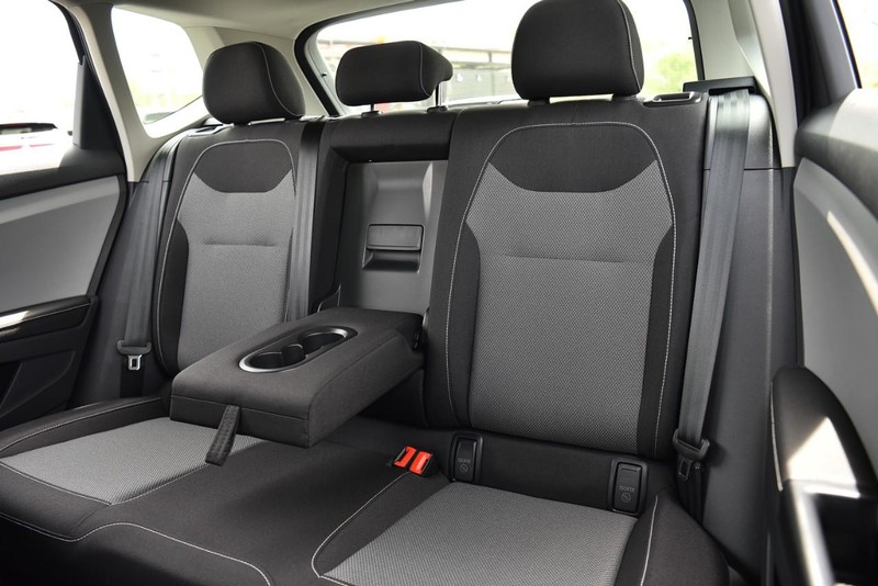 Volkswagen Taos Vehicle Image 23