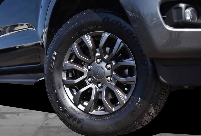Ford Ranger Vehicle Image 03