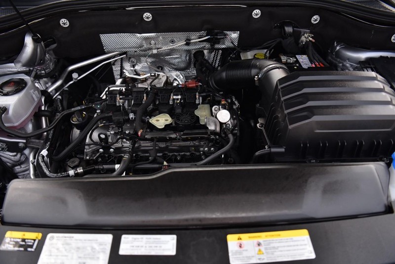 Volkswagen Atlas Cross Sport Vehicle Image 27