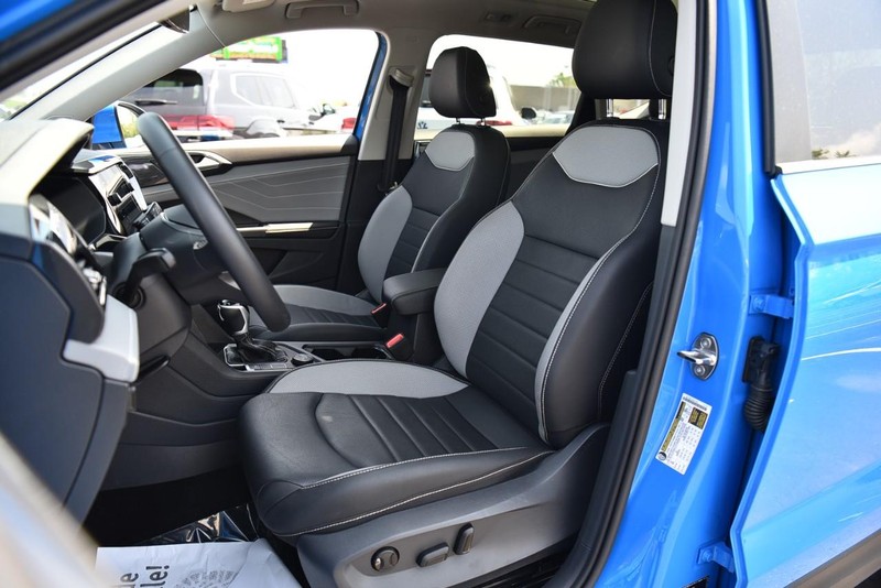 Volkswagen Taos Vehicle Image 22
