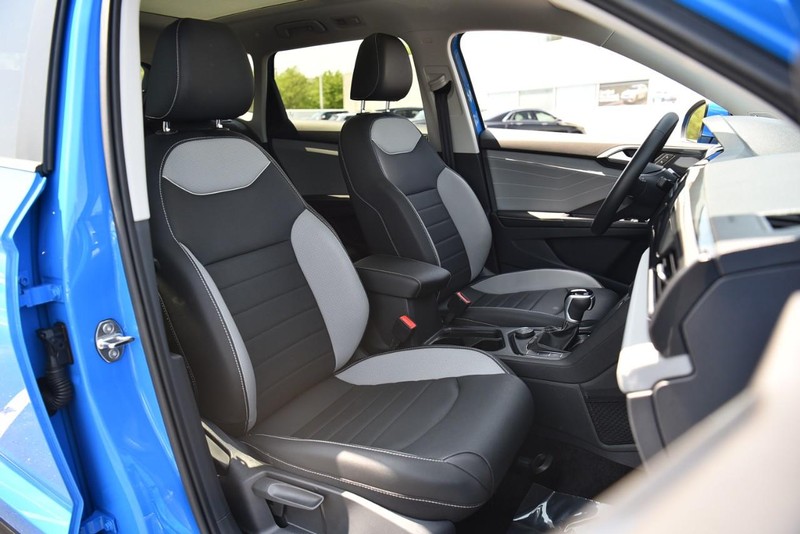 Volkswagen Taos Vehicle Image 23