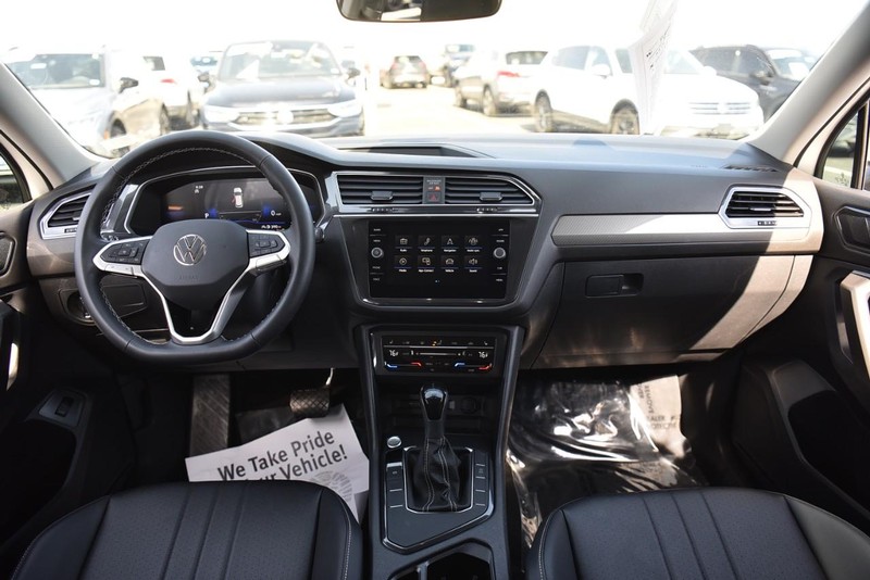 Volkswagen Tiguan Vehicle Image 07