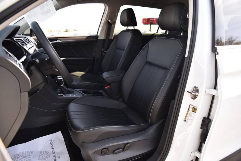 Volkswagen Tiguan Vehicle Image 20