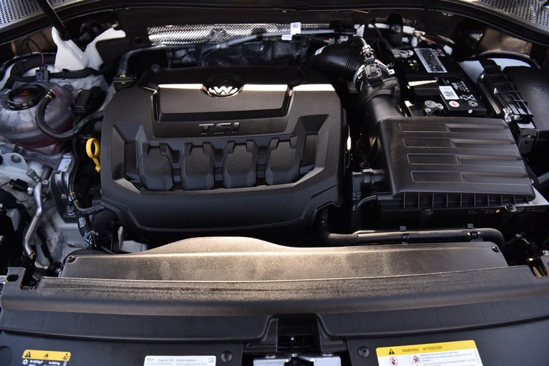 Volkswagen Tiguan Vehicle Image 28