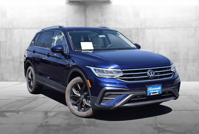 Certified 2024 Volkswagen Tiguan SE with VIN 3VVMB7AX7RM114007 for sale in Hazelwood, MO