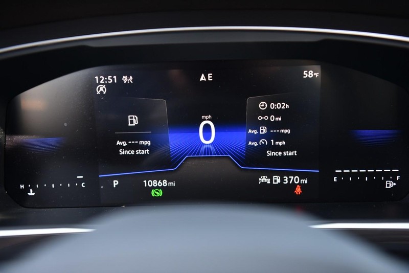 Volkswagen Tiguan Vehicle Image 12