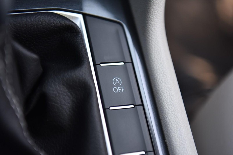 Volkswagen Tiguan Vehicle Image 18