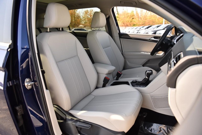 Volkswagen Tiguan Vehicle Image 22