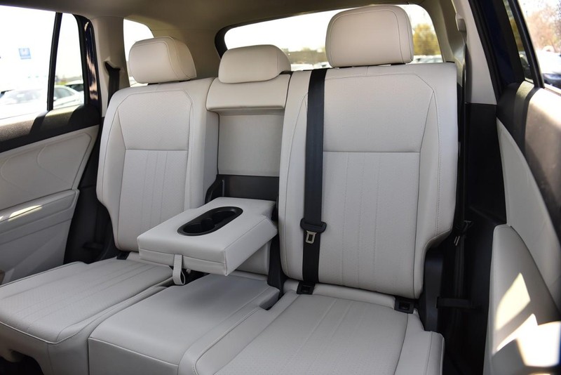 Volkswagen Tiguan Vehicle Image 24
