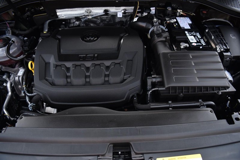 Volkswagen Tiguan Vehicle Image 30
