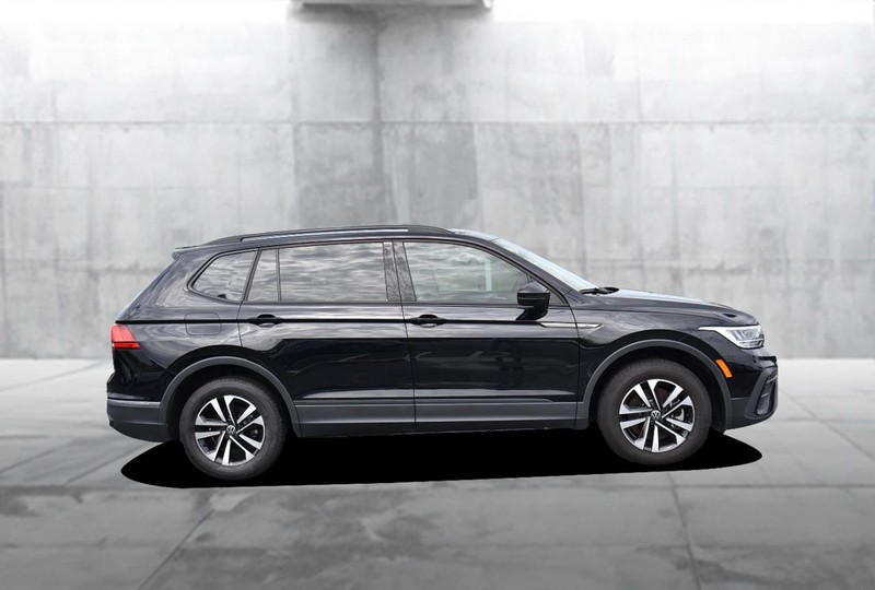 Volkswagen Tiguan Vehicle Image 05