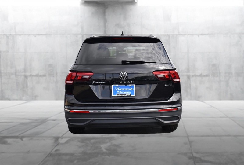 Volkswagen Tiguan Vehicle Image 06