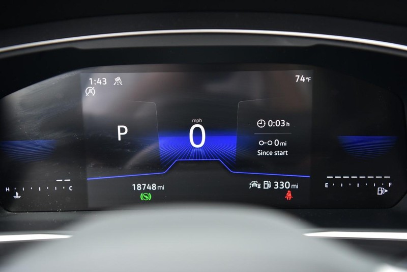 Volkswagen Tiguan Vehicle Image 12