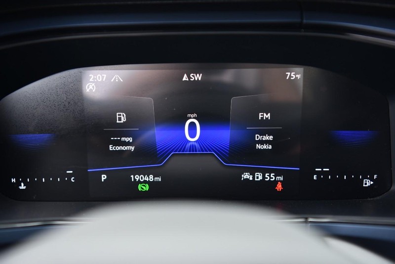Volkswagen Taos Vehicle Image 13