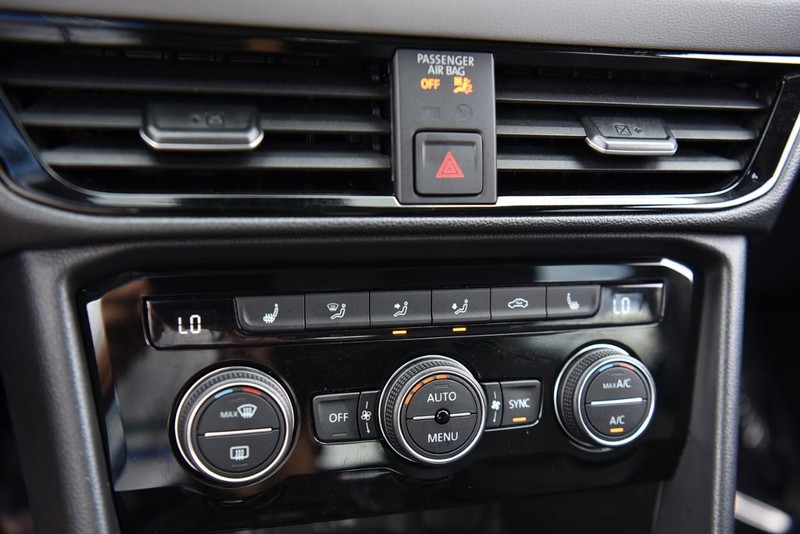Volkswagen Taos Vehicle Image 16