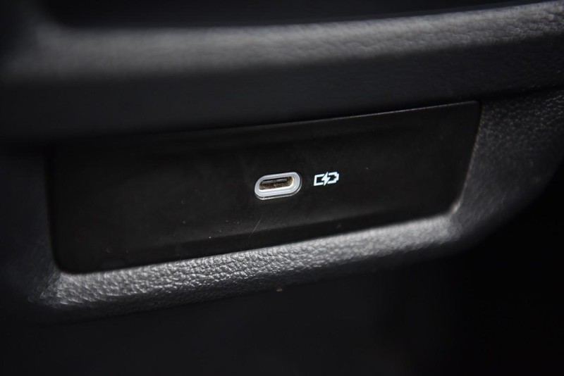 Volkswagen Taos Vehicle Image 27