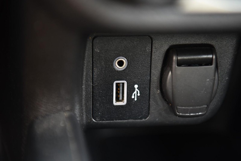 Nissan Versa Vehicle Image 15