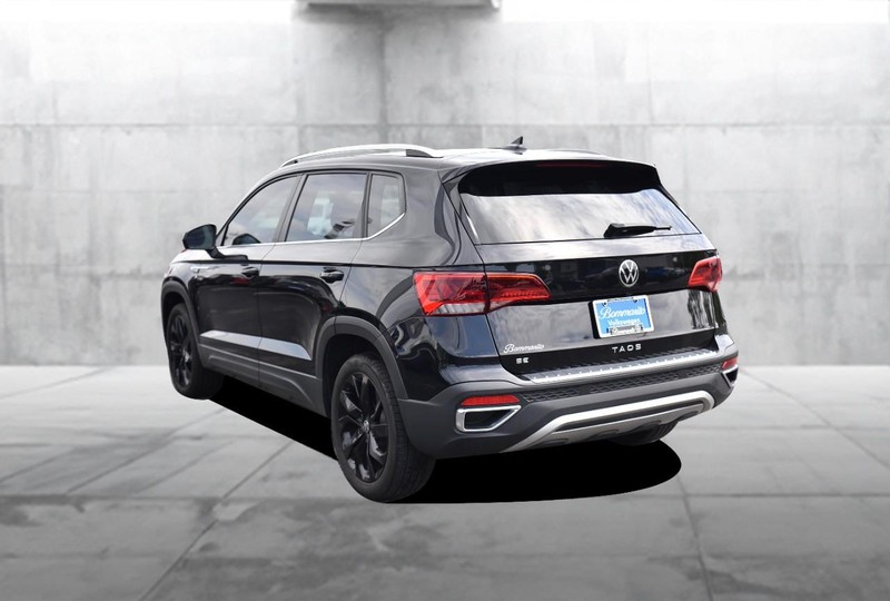 Volkswagen Taos Vehicle Image 07