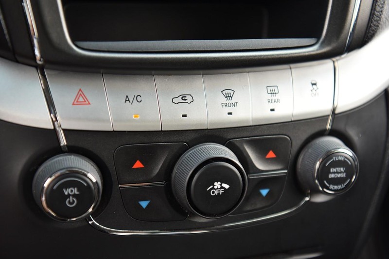 Dodge Journey Vehicle Image 14