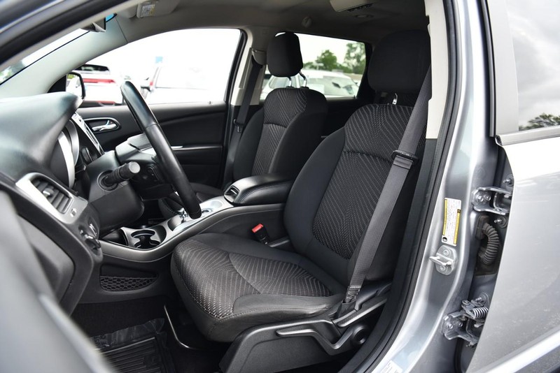 Dodge Journey Vehicle Image 17
