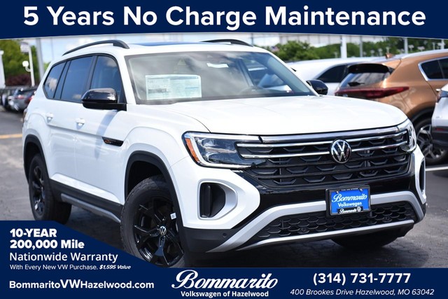 2025 Volkswagen Atlas 2.0T Peak Edition SE w/Technology at Frazier Automotive in Hazelwood MO