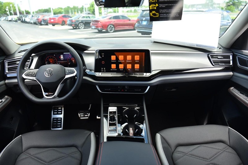 Volkswagen Atlas Vehicle Image 08