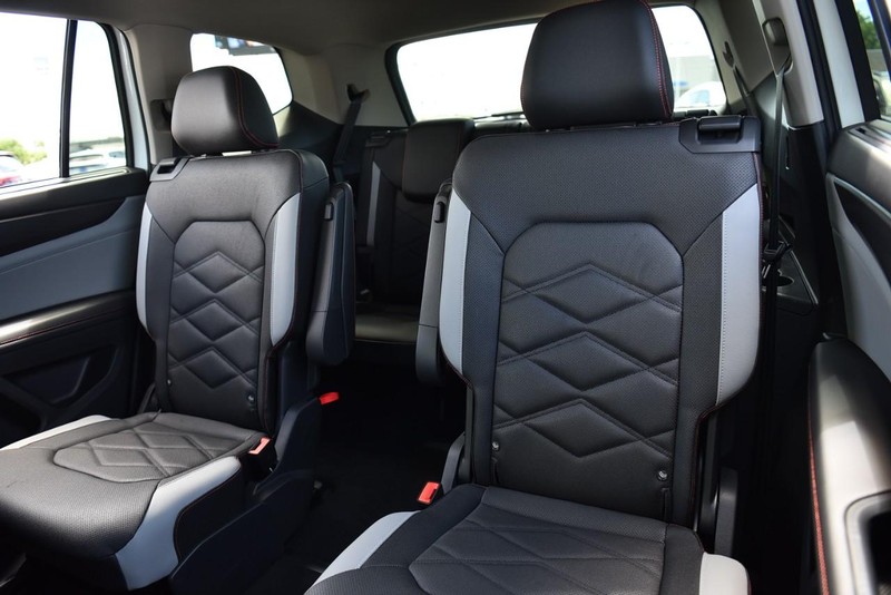 Volkswagen Atlas Vehicle Image 23