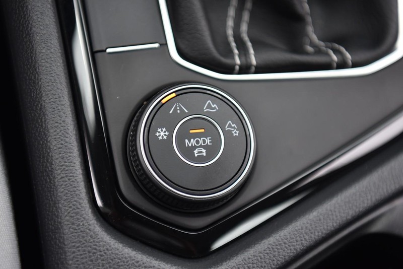 Volkswagen Taos Vehicle Image 17