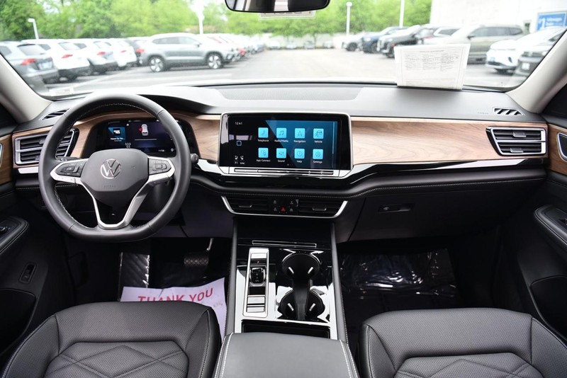 Volkswagen Atlas Vehicle Image 07
