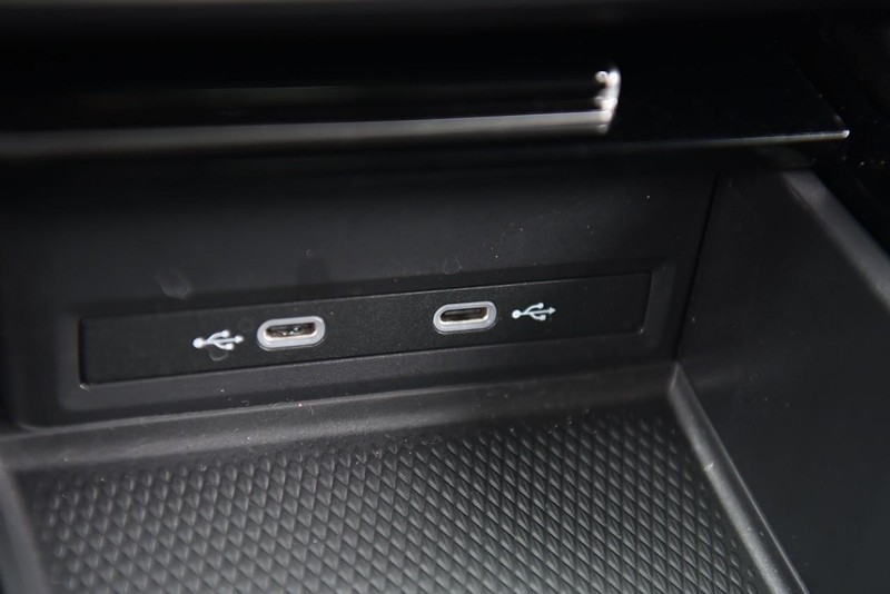 Volkswagen Atlas Vehicle Image 16