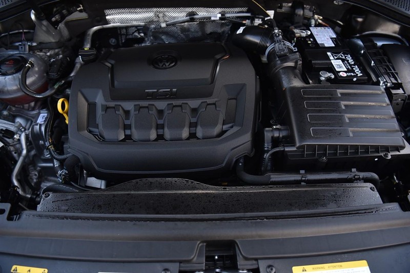 Volkswagen Tiguan Vehicle Image 25