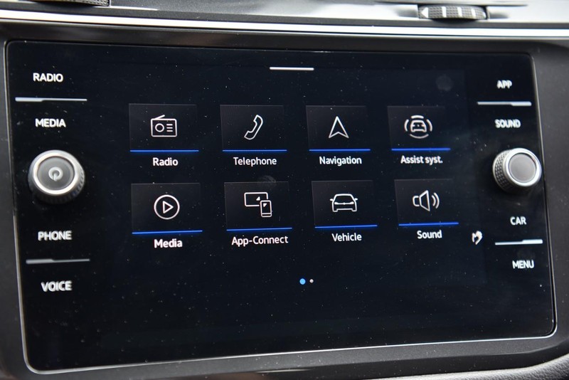 Volkswagen Tiguan Vehicle Image 13