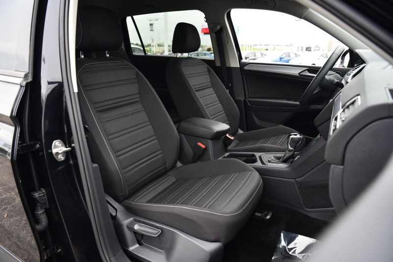 Volkswagen Tiguan Vehicle Image 20