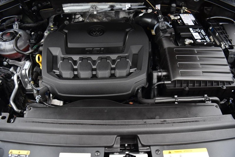 Volkswagen Tiguan Vehicle Image 25