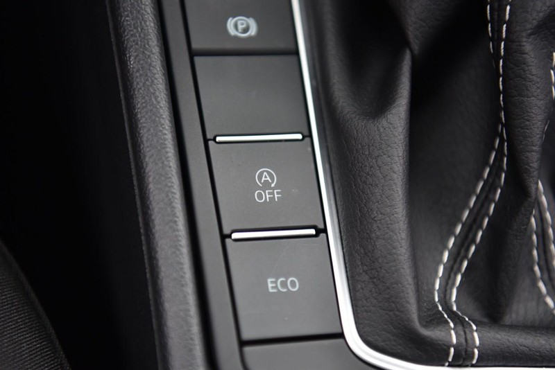 Volkswagen Jetta Vehicle Image 17