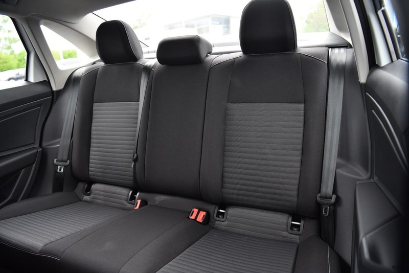 Volkswagen Jetta Vehicle Image 21