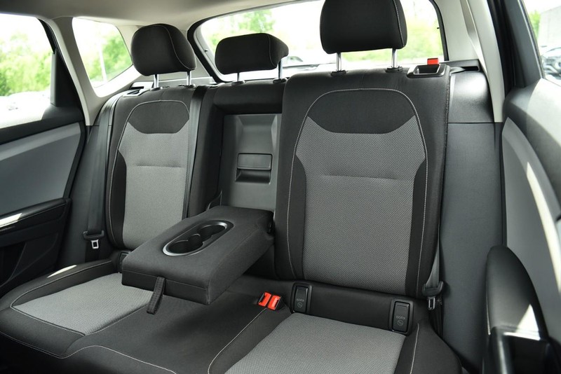 Volkswagen Taos Vehicle Image 23