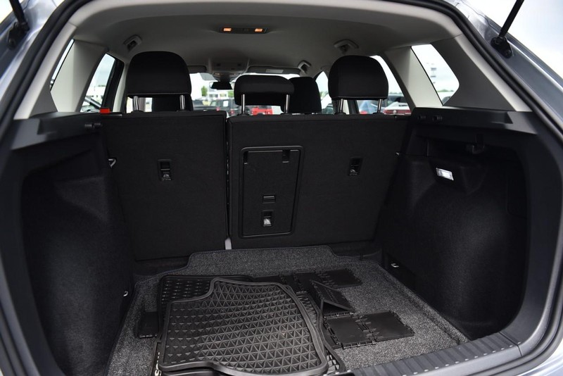 Volkswagen Taos Vehicle Image 24