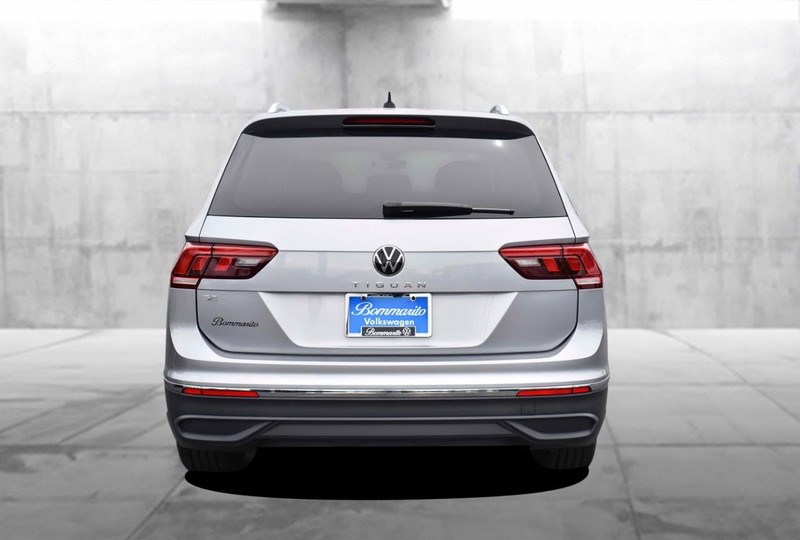 Volkswagen Tiguan Vehicle Image 06