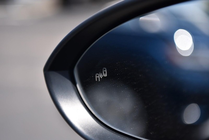 Volkswagen Jetta Vehicle Image 10